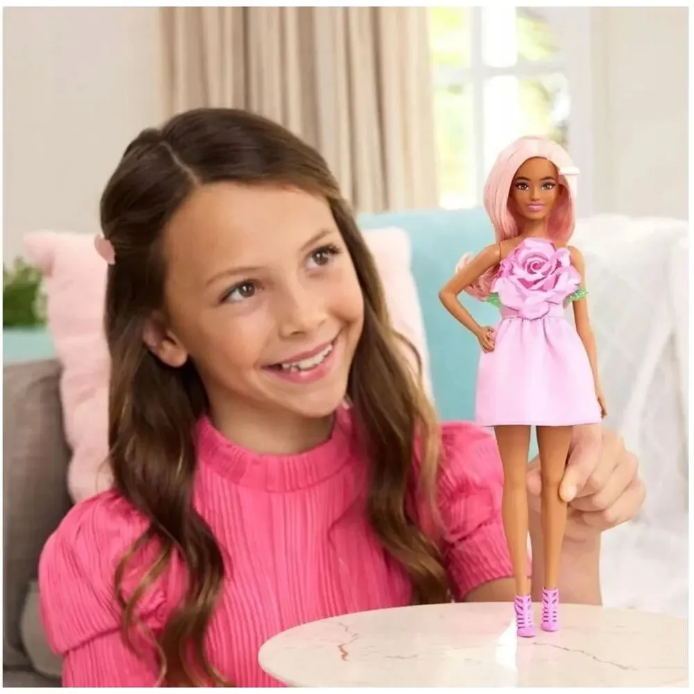 Barbie Fashionistas Fashionable Friend #238 HYT94 Mattel